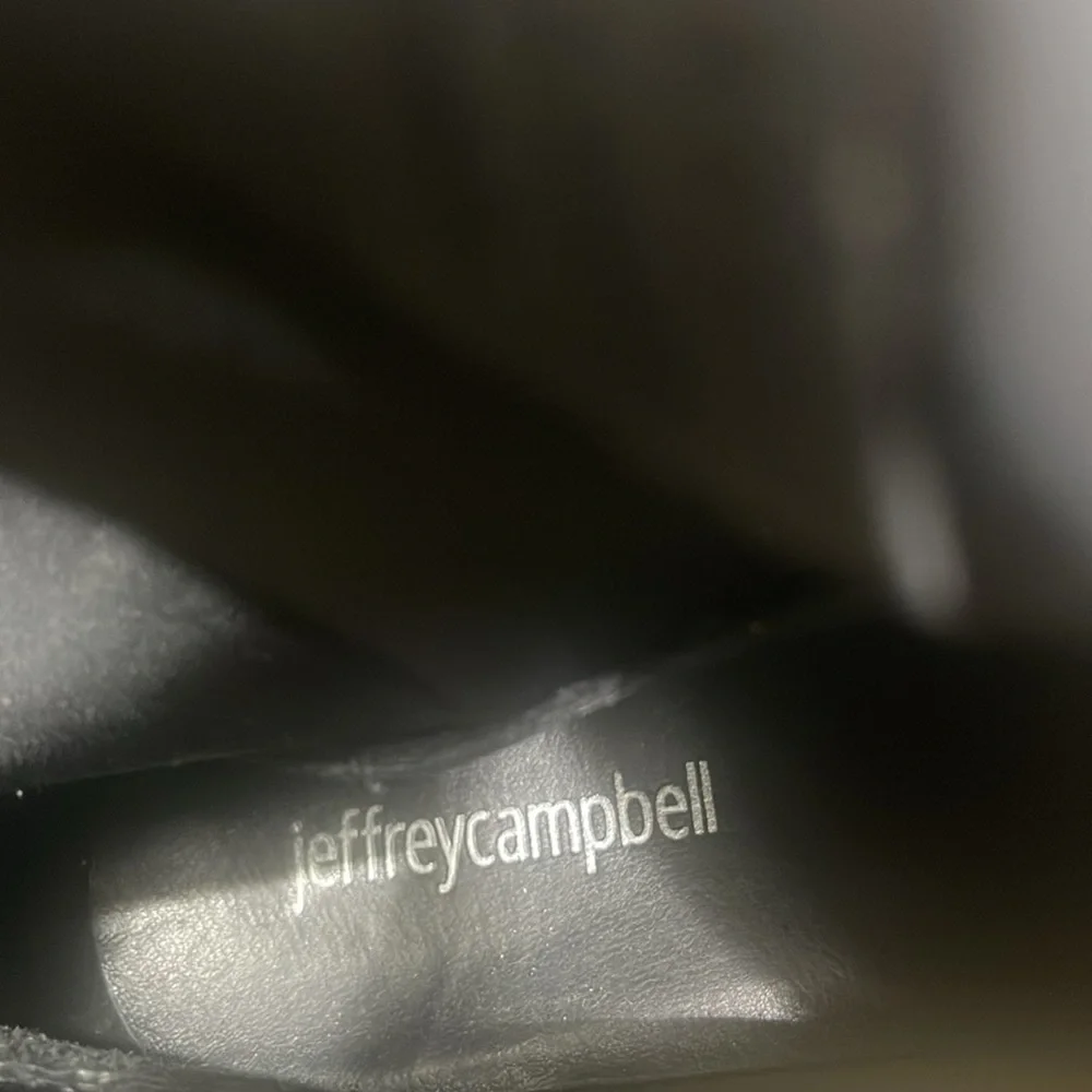 Jeffrey Campbell ankle black & white sole point toe boots. Excellent condition - Picture 5 of 6